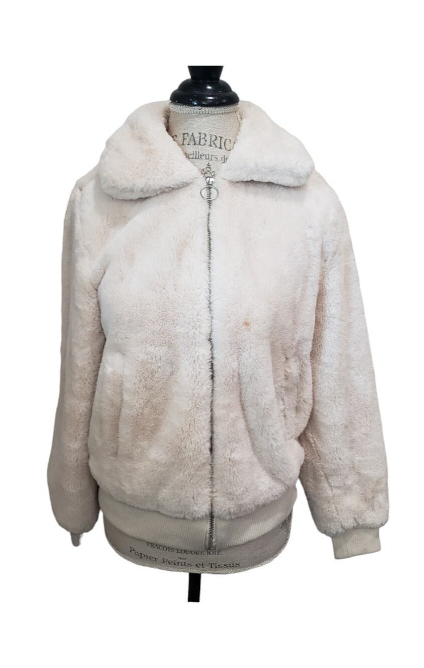 Miss Selfie Faux Fur Long Sleeve Zip Up Sweater with Pockets | Size Small
